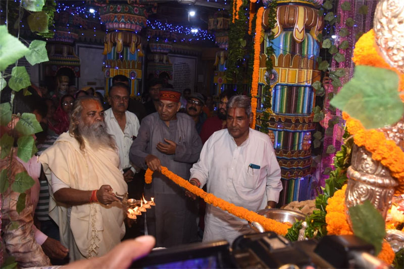 श्री जैतूसाव मठ में आज से शुरु हुआ सावन झूला महोत्सव